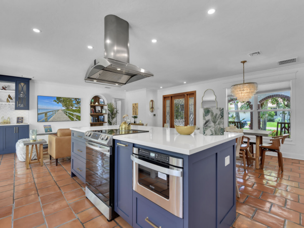 Naples Vacation Home With Private Pool Short Walk To Beach